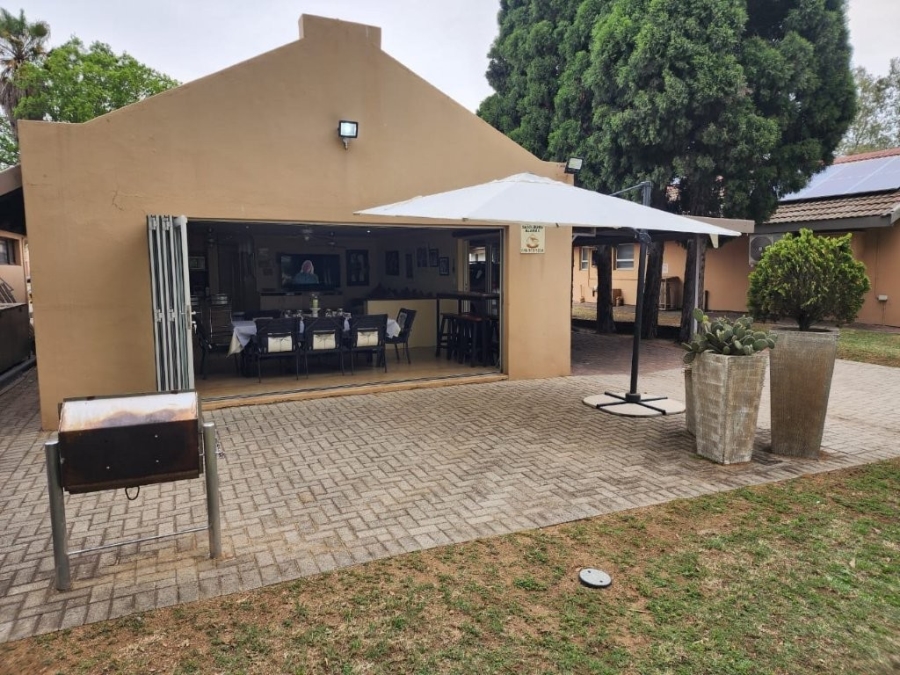 3 Bedroom Property for Sale in Louterwater Free State